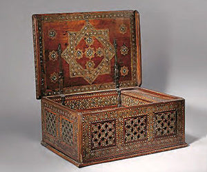 Boxes and Trunks CRV-BOX-013